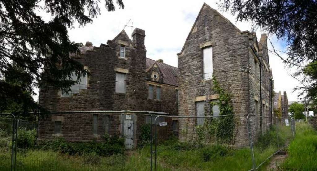 The 1896 baronial entrance range