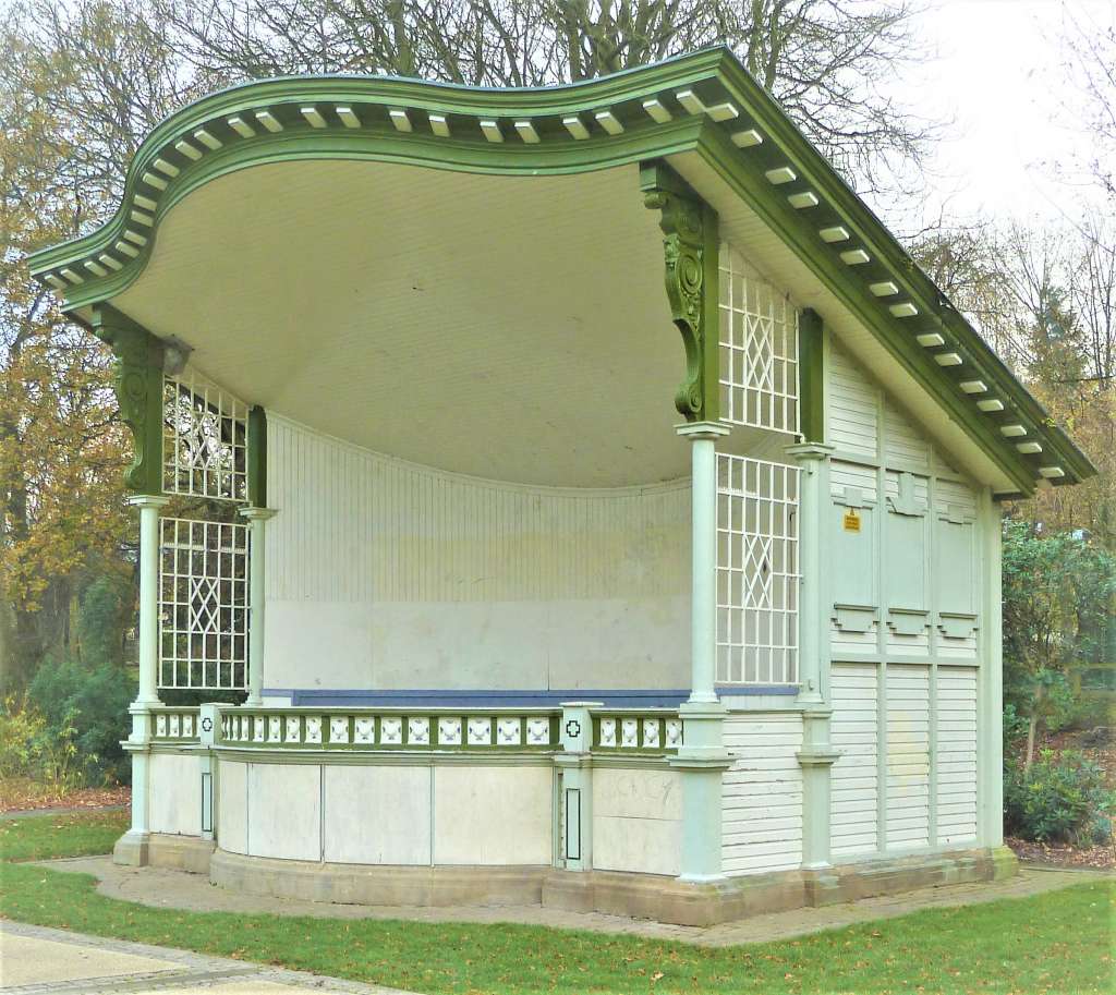 Todmorden Bandstand (Credit: Centre Vale Park)