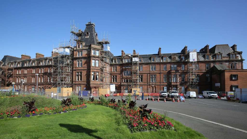 Ayr's grand Station Hotel in 2018, pre-scaffolding encapsulation [Credit: Alamy]