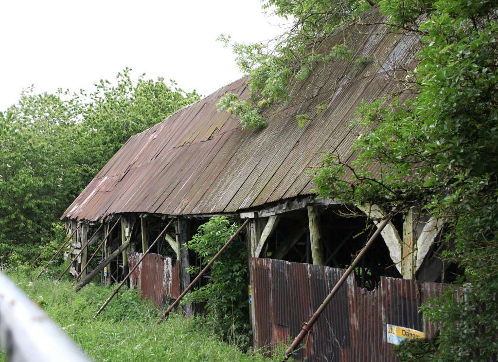 Lower Lodge Barn, Aldbourne, Wiltshire - May 2022 - R and S Jones