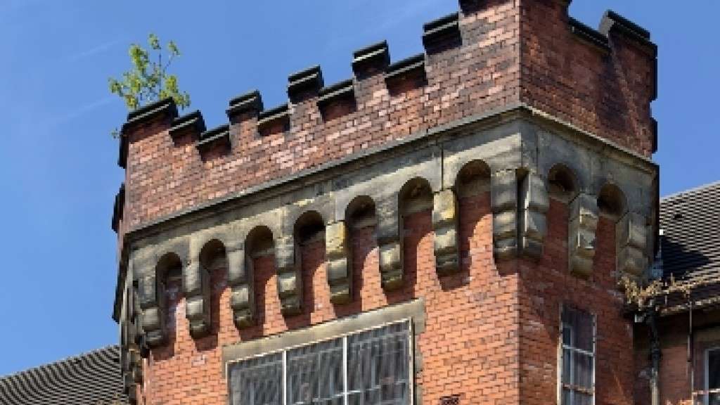 Volunteer Drill Hall, Oldham. Photo: Mark Watson